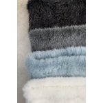 Fehér szőrme fejpánt