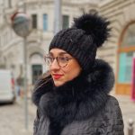 Fekete kötött sapka