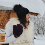 Fekete kötött sapka